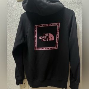 Women’s northface hoodie